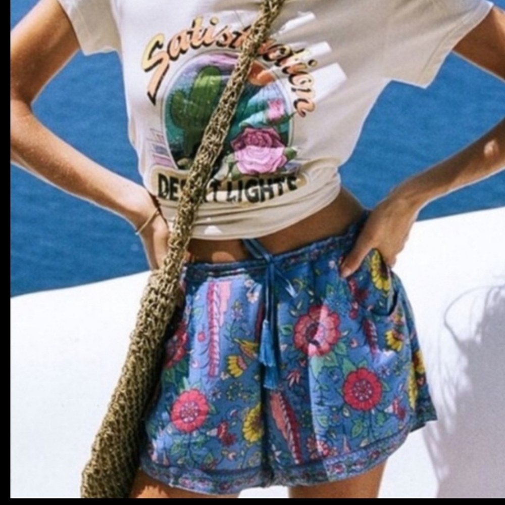 Sandpiper Gypsy Shorts Lovebird